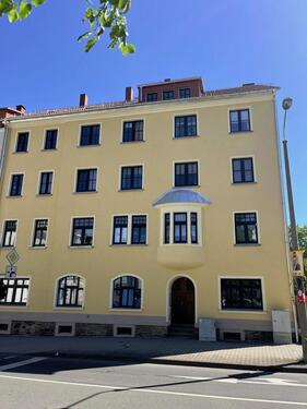 Foto - komplett NEU sanierte 4 Raum Wohnung mit Balkon in sehr gepflegtem Mehrfamilienhaus