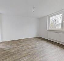 Moderne 2-Zimmer-Wohnung mit EINBAUKÜCHE und BALKON - Rendsburg