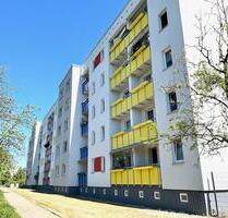 Ihr neues Zuhause 3-Raum Wohnung mit Balkon und Badewanne ab 15. August 2026. - Schwerin Mueß