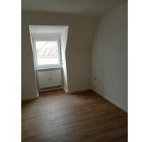 Helle teilrenovierte 2-Zimmer-Wohnung - Zentrumsnah - Straubing