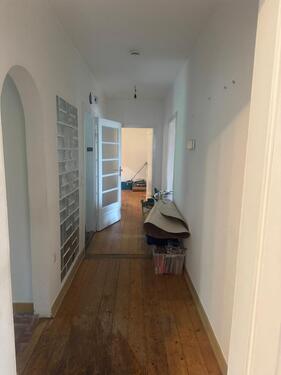 Foto - Charmante Altbauwohnung mit Potenzial – 4 Zimmer auf ca. 100 m²