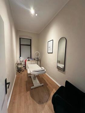 Foto - Kosmetikstudio - 800,00&nbsp;EUR Kaltmiete, ca.&nbsp; 9,00&nbsp;m&sup2;