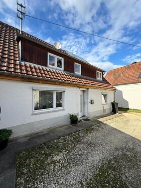 Foto - Kleines, renoviertes Einfamilienhaus in Niederstotzingen