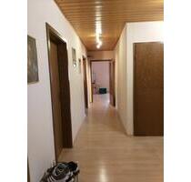 Weismain 5 Zimmer Dachwohnung Wohnung zu vermieten