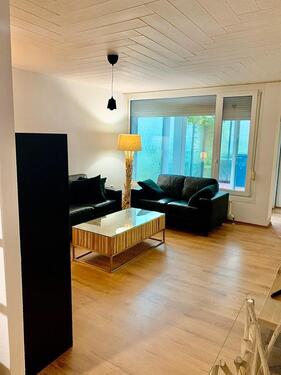 Foto - Attraktive 4,5 Zimmer-Erdgeschosswohnung mit Terrasse