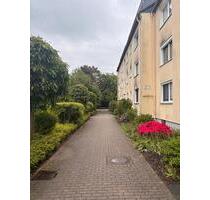 Attraktive vermietete 3‑Zimmer DG-Wohnung mit Balkon in Hilden