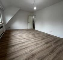 Erstbezug nach Renovierung: 2-Zimmerwohnung mit Balkon - Bremen Blumenthal