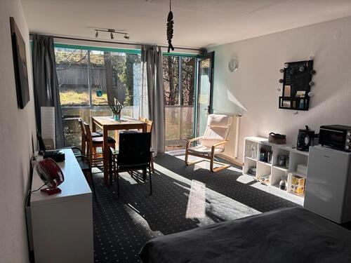 Foto - 1 Zimmer-Wohnung 25qm - 300,00&nbsp;EUR Kaltmiete, ca.&nbsp; 2,00&nbsp;m&sup2;