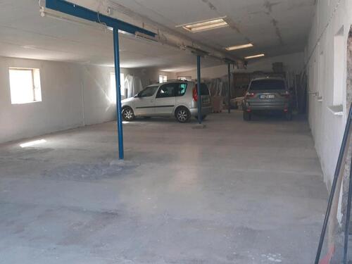 Foto - Garage für Oldtimer, Sommerfahrzeuge