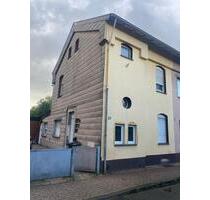 Haus zum Verkauf - 310.000,00&nbsp;EUR Kaufpreis, ca.&nbsp; 150,00&nbsp;m&sup2; in Alsdorf (PLZ: 52477)