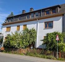Mehrfamilienhaus und Baugrund für Käufer mit Vision - Taunusstein