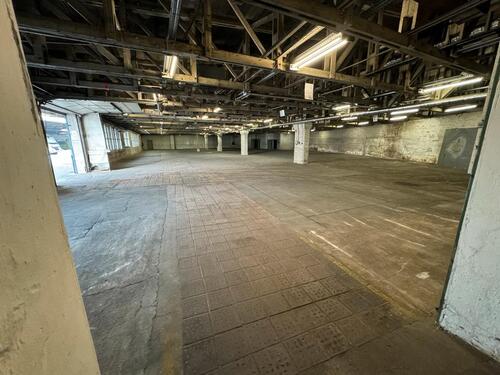 Foto - Lagerhalle Halle Produktion Stellplatz