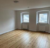 Zimmer in WG zu vermieten - 380,00&nbsp;EUR Kaltmiete, ca.&nbsp; 29,00&nbsp;m&sup2; in Deggendorf (PLZ: 94469)