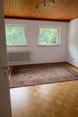 Foto - 100 m² große 3-Zimmer-Wohnung in ruhiger Lage mit großem Balkon