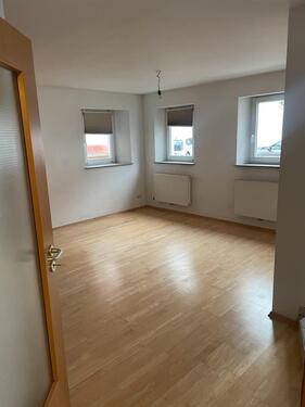 Foto - Zwei Zimmer Wohnung - 500,00&nbsp;EUR Kaltmiete, ca.&nbsp; 65,00&nbsp;m&sup2;