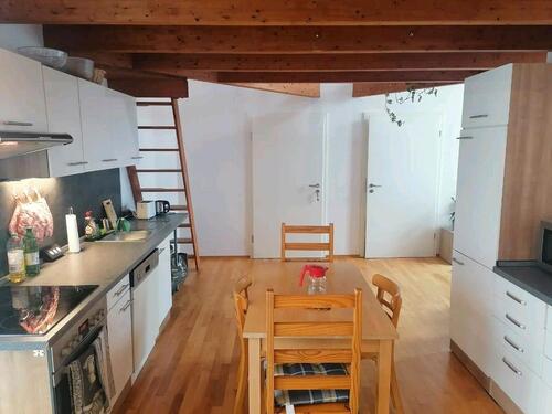 Foto - 1 Zimmer Dachgeschoßwohnung zur Miete in Bonn