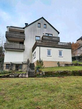 Foto - Einfamilienhaus mit Doppelgarage