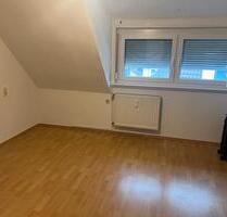 Zwei Zimmer Wohnung - 850,00 EUR Kaltmiete, ca.  67,00 m² in Villingen-Schwenningen (PLZ: 78056)