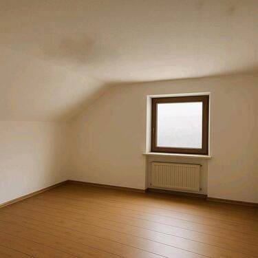 Foto - 4 Zimmer Dachgeschoßwohnung zur Miete in Haldenwang