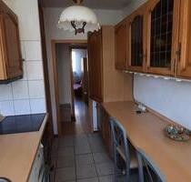sehr schöne teilmöblierte 3- Zimmer Wohnung im Grünen - Sömmerda