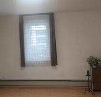 mitte 2 zimmer - 400,00&nbsp;EUR Kaltmiete, ca.&nbsp; 40,00&nbsp;m&sup2; in Rödental (PLZ: 96472)