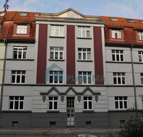 Erstbezug nach Komplettrenovierung- 3 Zimmer- Wohnung mit großer Wohnküche - Schwerin