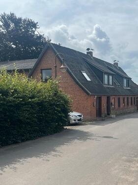 Foto - Altes umgebautes Bauernhaus - 375.000,00 EUR Kaufpreis,