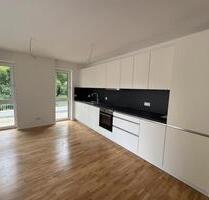 Helle 3-Zimmer-Wohnung mit Terrasse - Nürtingen