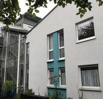 Preisgünstige und individuelle 2-Zimmer-Wohnung - Bonn Hardtberg