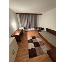 Ein-Zimmer Apartment mit Badezimmer - Reutlingen Ein-Zimmer Apartment mit Badezimmer - Reutlingen