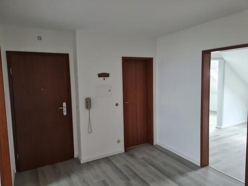 Foto - Helle 4-Zimmer DG-Wohnung (121 qm) mit Dachterrasse – Waldsee