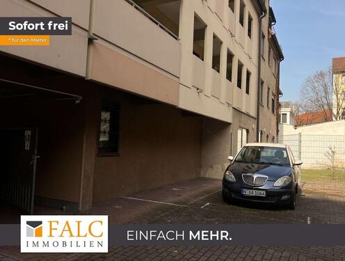 Foto - Auto Stellplatz Nürnberg – sicher & überdacht – sofort frei