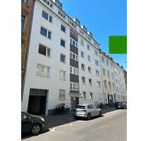 Charmante 2-Zimmer-Wohnung mit sonnigem Balkon in begehrter Lage - Köln Innenstadt