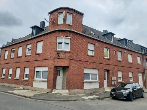 Foto - 4 Parteien-Haus MFH in zentraler Lage vermietete Kapitalanlage