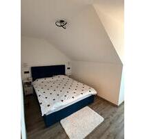 Moderne 2 Zimmer Wohnung - 1.600,00&nbsp;EUR Kaltmiete, ca.&nbsp; 80,00&nbsp;m&sup2; in Magstadt (PLZ: 71106)