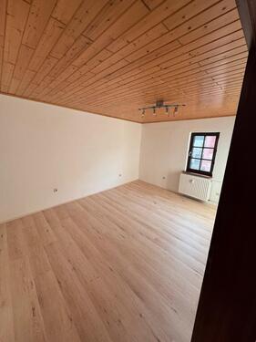 Foto - Etagenwohnung in Walluf zur Miete