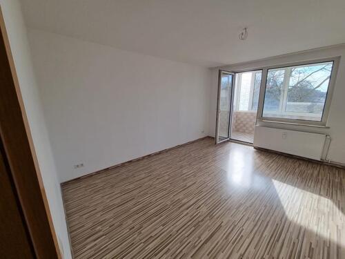 Foto - Attraktive 2-Zimmer-Wohnung mit Balkon in zentraler Lage