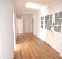 Schöne helle 3-Zimmer Wohnung in Singen_WG-geeignet - Singen (Hohentwiel)