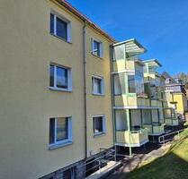 +++Familien-Wohnung in Siedlungslage mit Einbauküche+++ - Hohenstein-Ernstthal