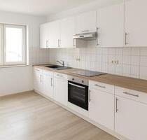 Helle 2-Raumwohnung in Kamenz – Balkon, Stellplatz & Einbauküche!