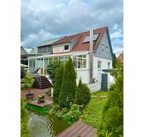 Kernsanierte Doppelhaushälfte mit Wintergarten in Nagold