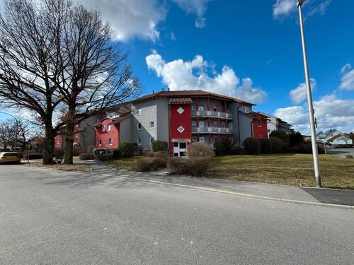 Foto - 2 Zimmer Dachgeschoßwohnung zum Kaufen in Neustadt bei Coburg