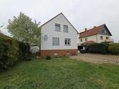 Foto - Einfamilienhaus Resthof mit Stallungen und Scheunen