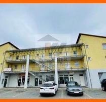 Helle Gewerbfläche gegenüber dem EDEKA-Markt zu vermieten. Platz für Ihre Ideen! - Kraftsdorf