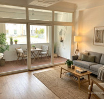 Helle Jugendstil 2-Zimmer Wohnung mit Loggia, 1. OG - Zwickau Zwickau-Nord