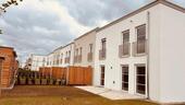 Foto - Exlusives Reihenmittelhaus in Neutraubling, beste Wohngegend