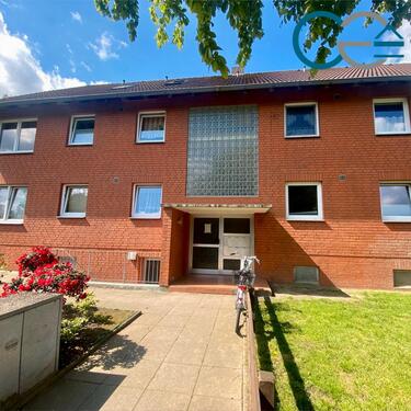 Foto - Familienfreundliche 4-Zimmer-Wohnung mit Terrasse & Garten