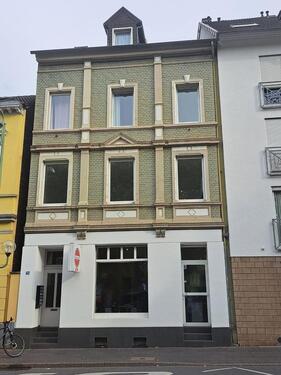 Foto - frisch sanierte, exklusive 2-Zimmer-Wohnung mit Einbauküche und geh. Innenausstattung