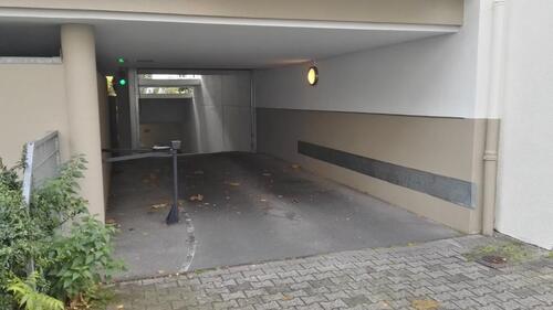 Foto - PkW-Stellplatz im Oederweg 43 Ecke Mittelweg