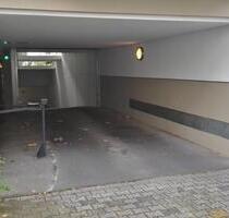 PkW-Stellplatz im Oederweg 43 Ecke Mittelweg - Frankfurt am Main Nordend West